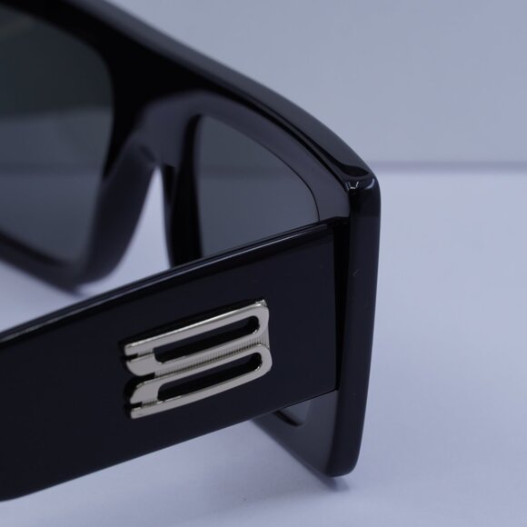 Victoria Beckham VB677S 001 Square Sunglasses – Black/Grey - Picture 12 of 13